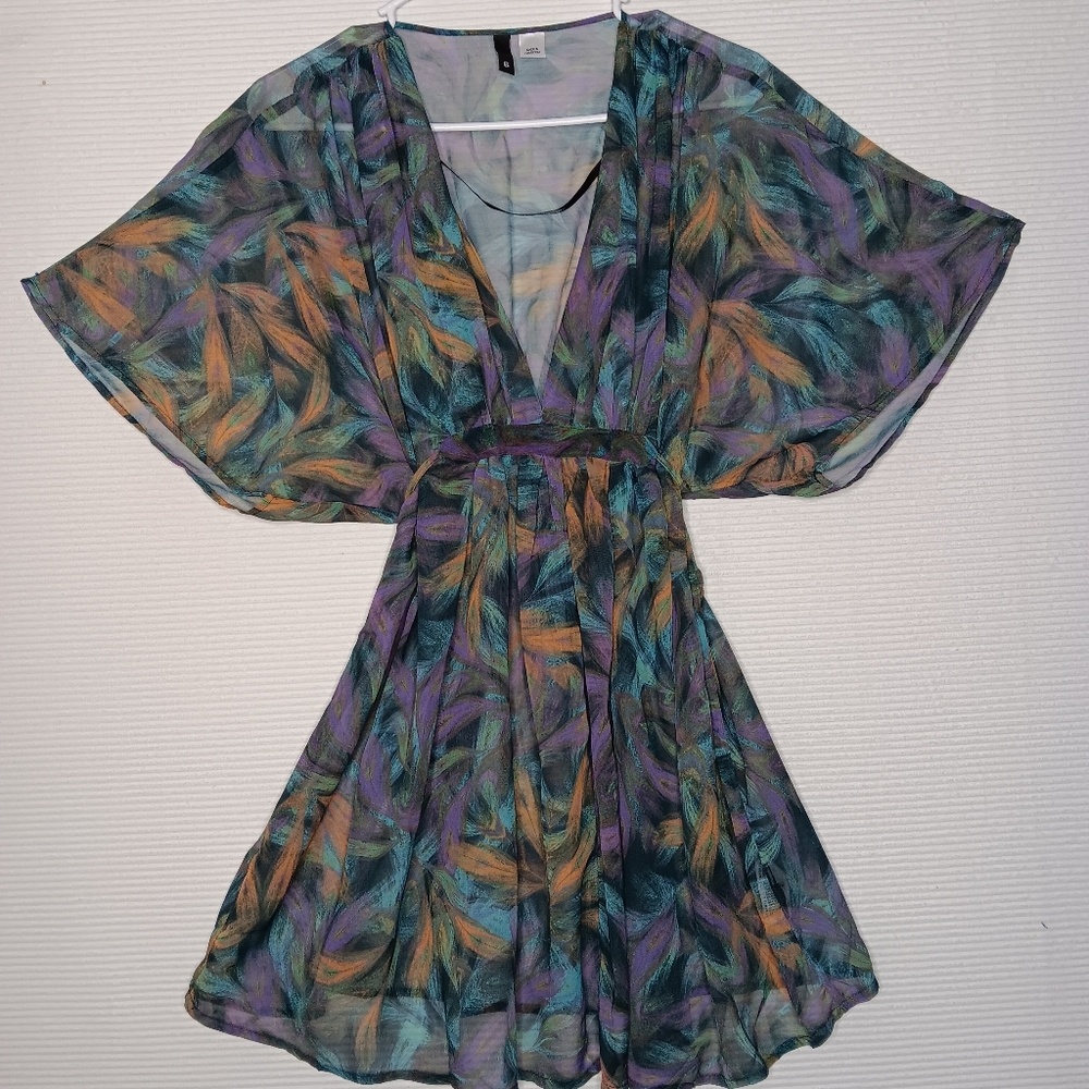 Island leaf print sheer H&M‎ coverup - like new